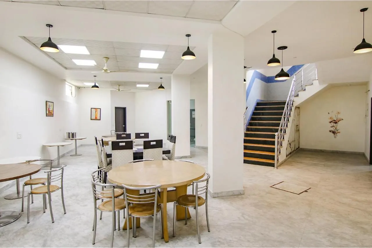 Hotel Leaf 9, Cyber City Near Ambience Mall Gurgaon India